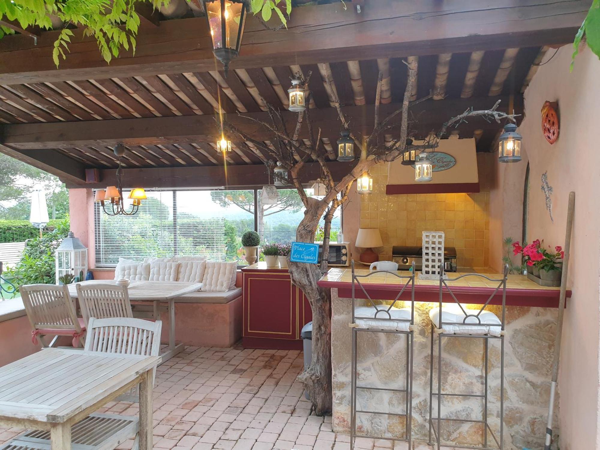 Le Mas Des Cigales Tourrettes-sur-Loup Exterior photo