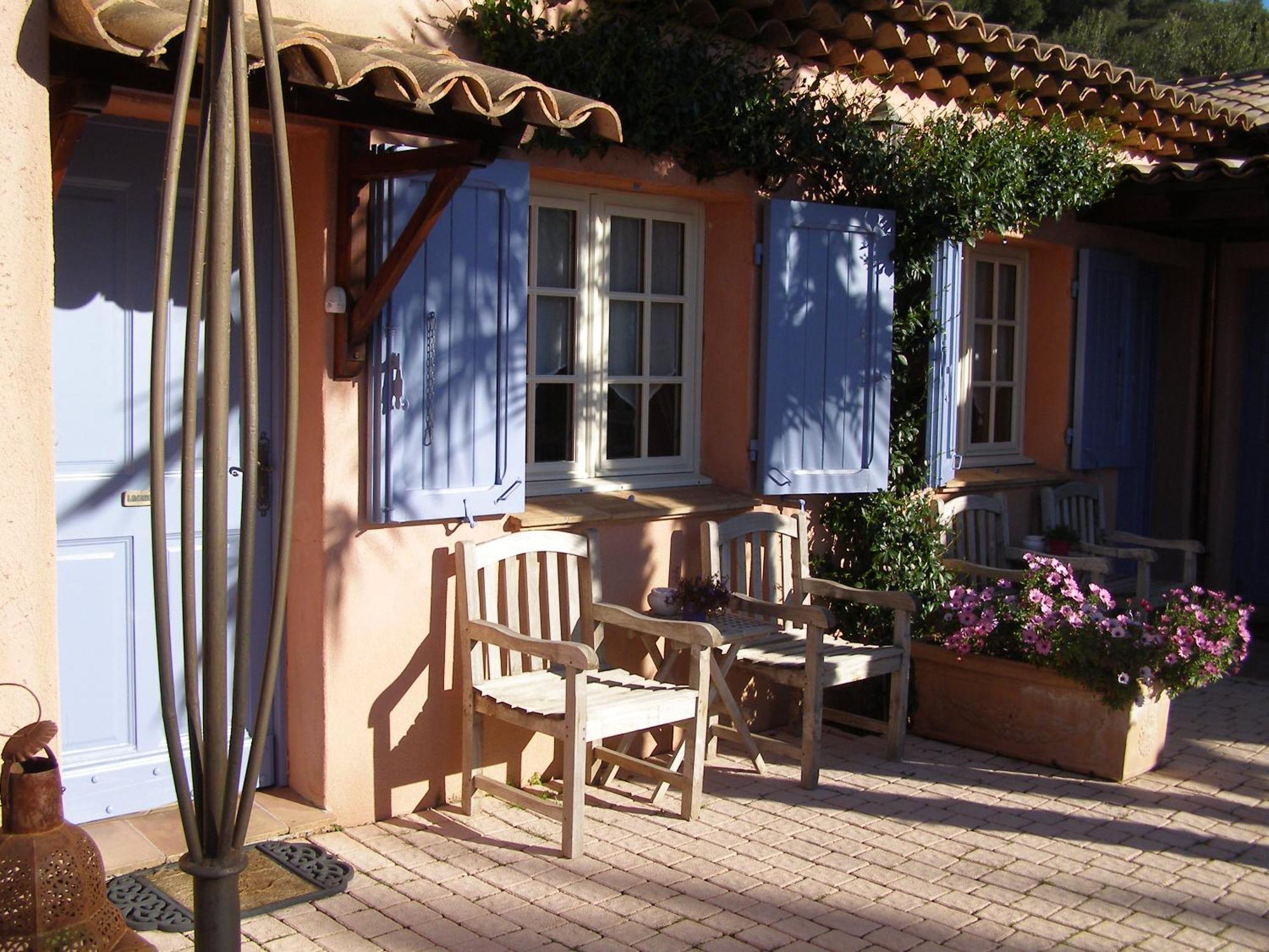 Le Mas Des Cigales Tourrettes-sur-Loup Exterior photo