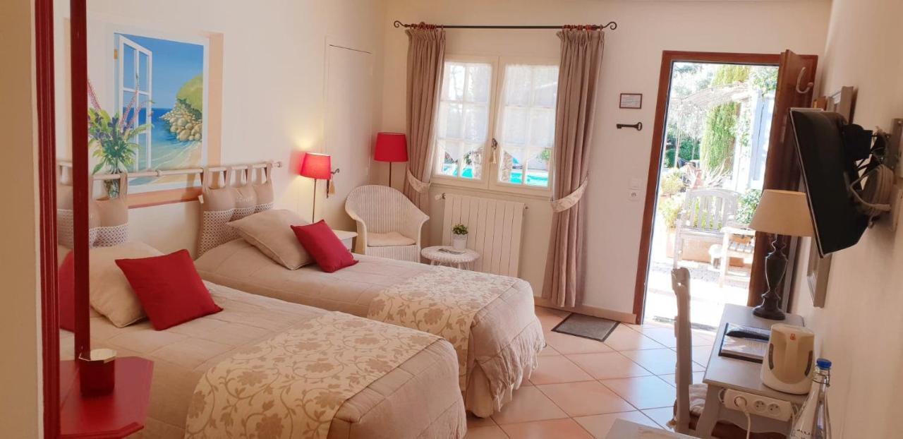 Le Mas Des Cigales Tourrettes-sur-Loup Exterior photo